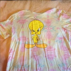 short sleeve graphic tee